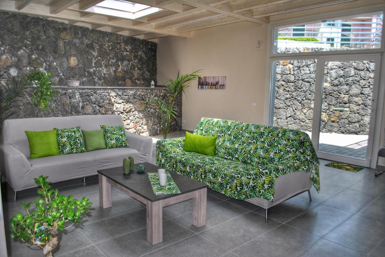 אסראלה Villa Dedalisa By Holidayngo מראה חיצוני תמונה