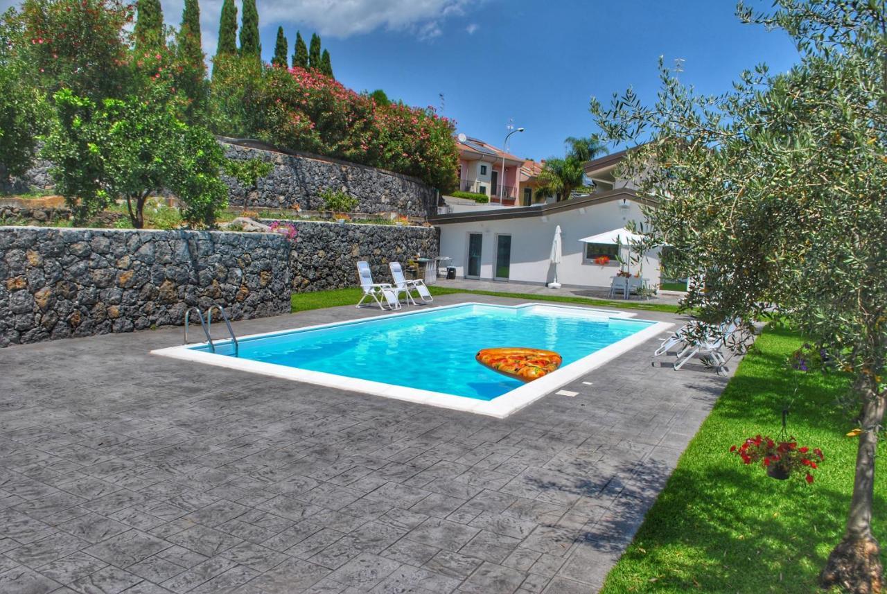 אסראלה Villa Dedalisa By Holidayngo מראה חיצוני תמונה
